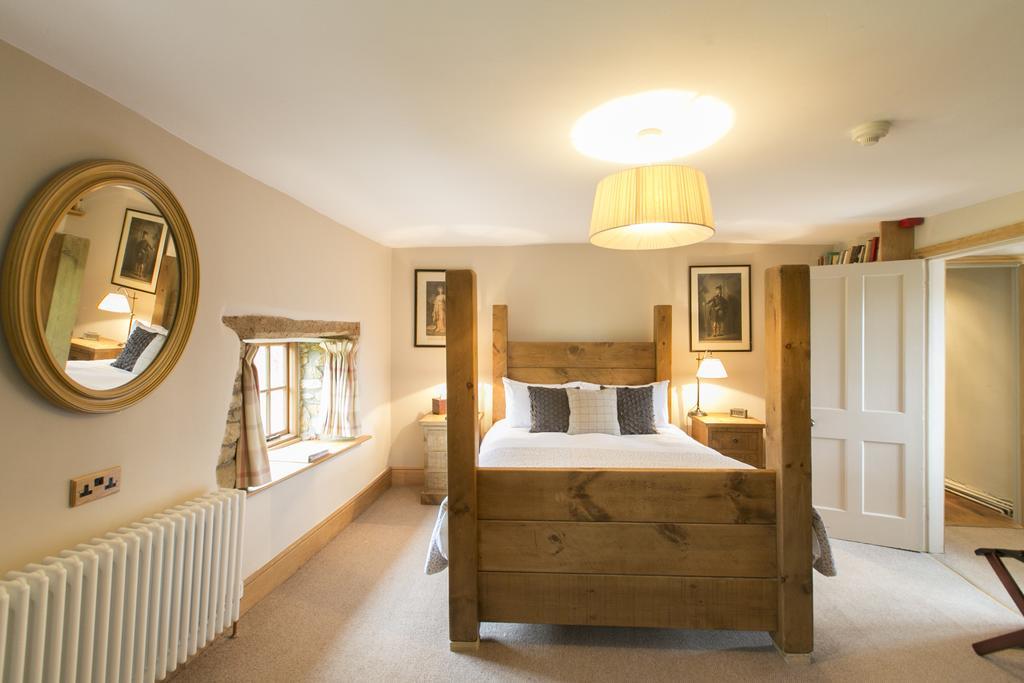 The Ebrington Arms Hotel Chipping Campden Room photo