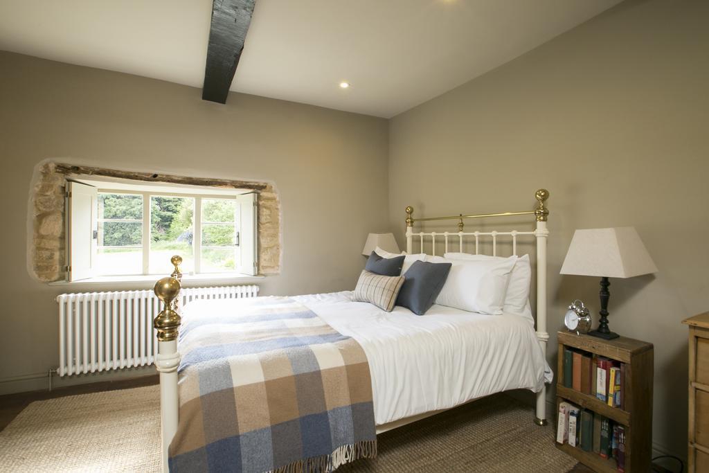 The Ebrington Arms Hotel Chipping Campden Room photo
